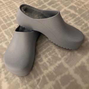 Birkis Shearling Dusty Blue Women’s Clogs Size 36
